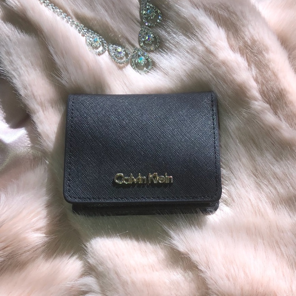 ⚜️Calvin Klein Saffiano Leather Wallet⚜️